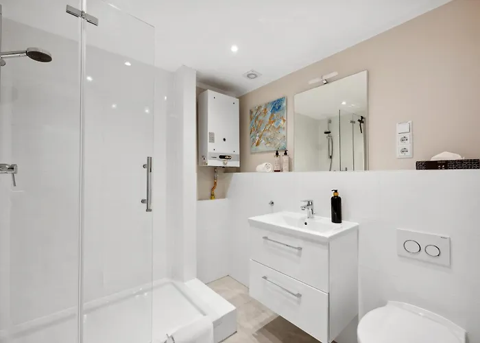 I Altstadtvilla Mit Garten Direkt Am Wasser Mit Parkplatz Dom wakacyjny