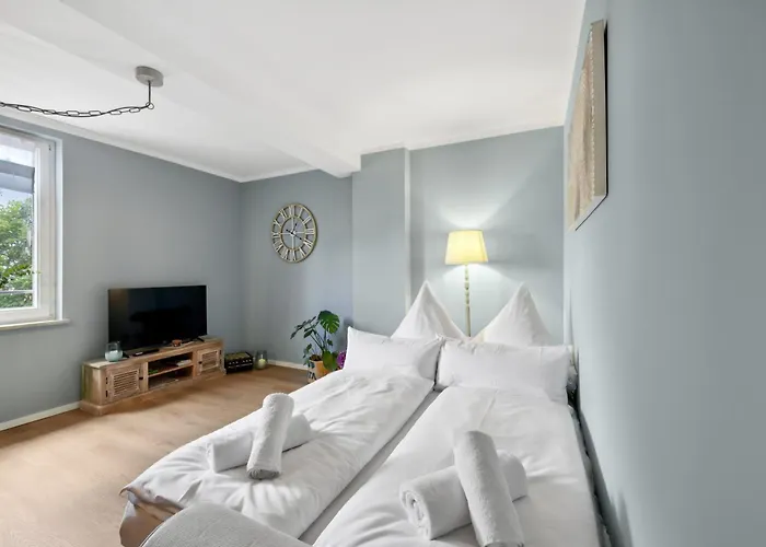 I Altstadtvilla Mit Garten Direkt Am Wasser Mit Parkplatz *