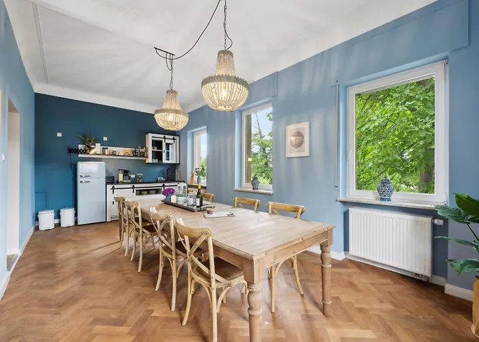 Dom wakacyjny I Altstadtvilla Mit Garten Direkt Am Wasser Mit Parkplatz