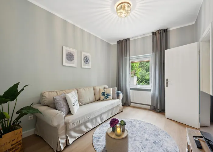 I Altstadtvilla Mit Garten Direkt Am Wasser Mit Parkplatz Bad Kreuznach