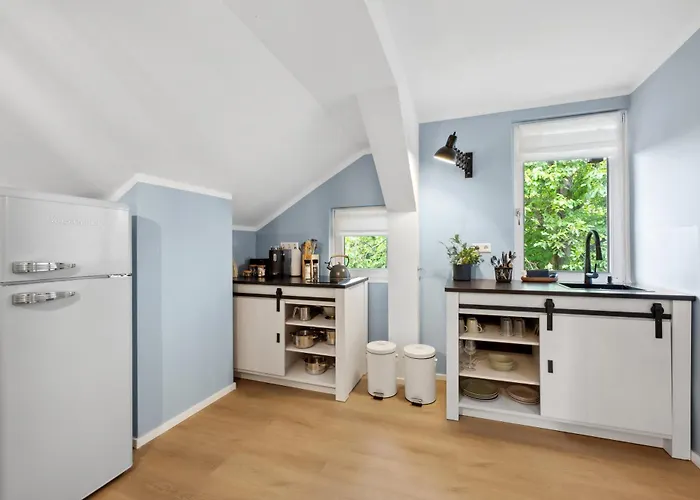 I Altstadtvilla Mit Garten Direkt Am Wasser Mit Parkplatz Dom wakacyjny *