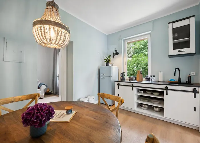 I Altstadtvilla Mit Garten Direkt Am Wasser Mit Parkplatz *