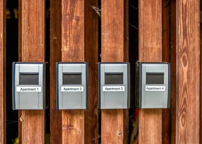 I Altstadtvilla Mit Garten Direkt Am Wasser Mit Parkplatz